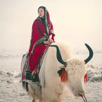 2021 Есен и зима Непал Етнически стил Дамски шал Изключително дебел шал с двойна употреба Външен мач Червено антично наметало