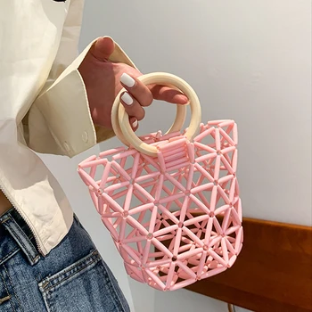 2023 Лятна нова кръгла дръжка чанта Творческа мода Ръчно изработена акрилна чанта с мъниста Hollow Out Mini Bucket Handbag