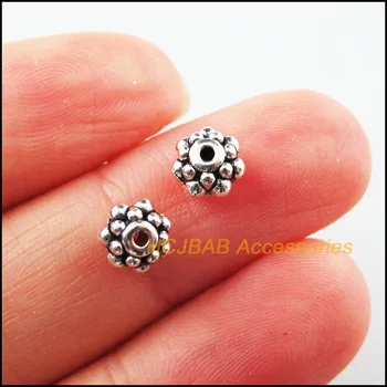 50 Нови кръгли талисмани тибетски сребърно покритие малки цветя дистанционер мъниста 7mm