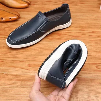 Ultra Light Men Slip on Leather Shoes Top Brand Handmade Men's Shoes Comfy Loafers Flexible Sole Flexy Flat Causal Shoe 107-2025