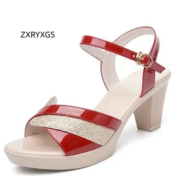 ZXRYXGS Нов цвят на заклинанието Лачена кожа Летни кожени сандали 2023 Отворени пръсти Елегантни модни сандали Сандали на висок ток Голям размер
