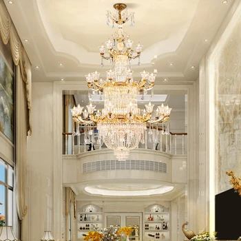 Европейска барокова вила Всекидневна Голяма висулка Светлина Френски луксозен хотел Лоби Стълбище Месинг кристален полилей